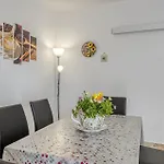 شقة 2 Bedroom Stunning In *