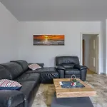 2 Bedroom Stunning In شقة *