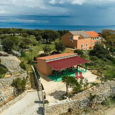 شقة 2 Bedroom Awesome In Veli Lošinj