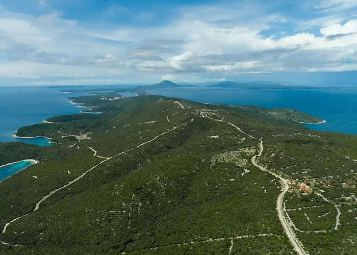 2 Bedroom Lovely In Veli Lošinj